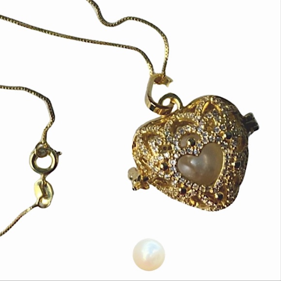 18k Grit, Grace, + Heart Freshwater Pearl+Swarovski Crystal Locket Pendant NWOT - Picture 3 of 9